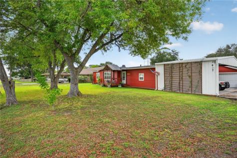 1100 Wood Avenue Woodsboro TX 78393