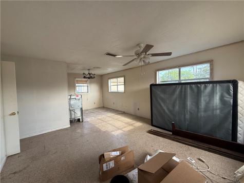 227 1/2 W Corral Avenue Kingsville TX 78363