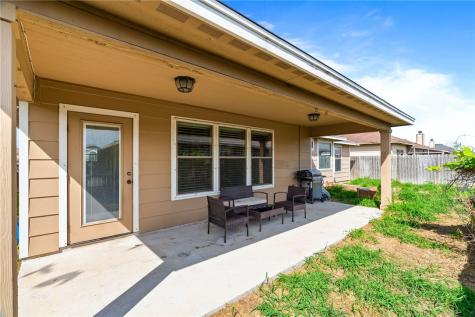 1121 Blackbuck Lane Corpus Christi TX 78418