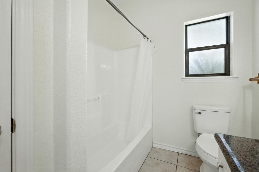 829 Redwood Avenue Rockport TX 78382