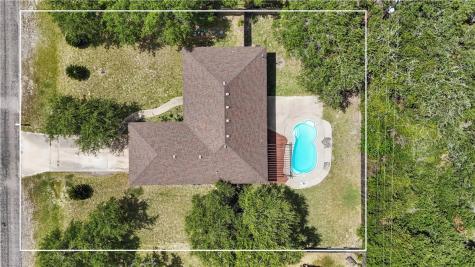 829 Redwood Avenue Rockport TX 78382