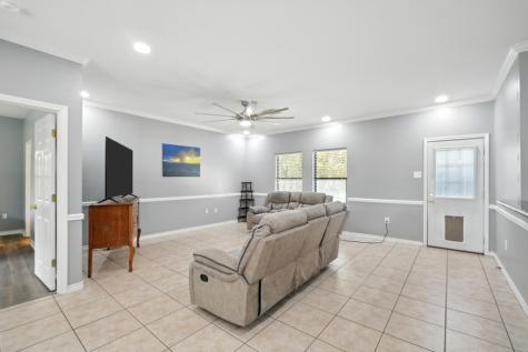 829 Redwood Avenue Rockport TX 78382