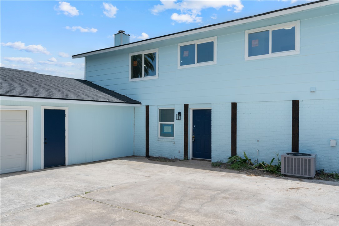 321 Clearview Drive Corpus Christi TX 78418