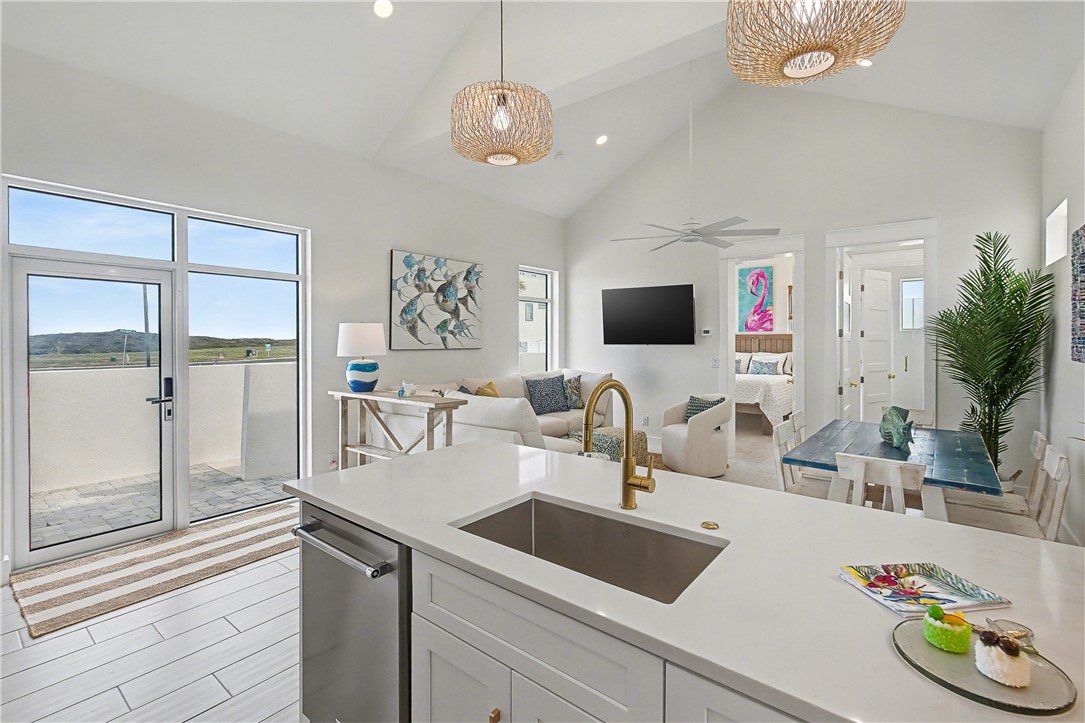 106 Porto Villageo Drive Port Aransas TX 78373