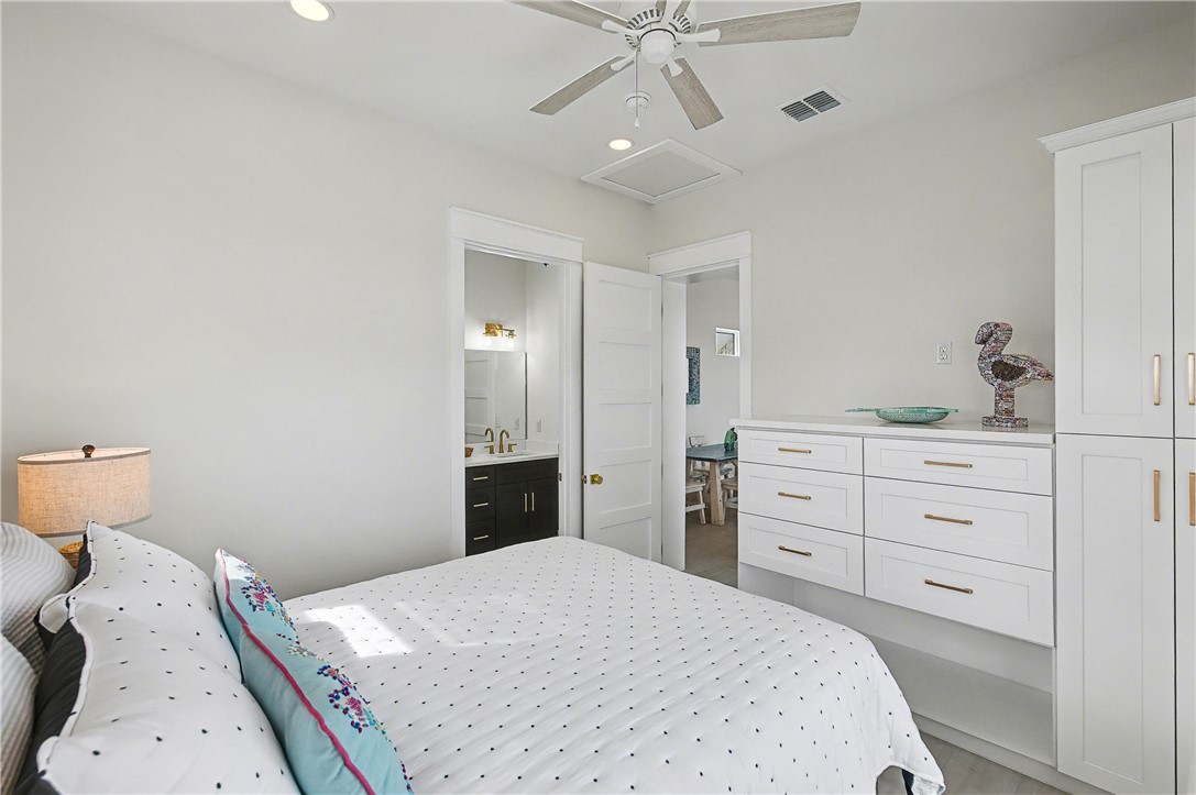 106 Porto Villageo Drive Port Aransas TX 78373