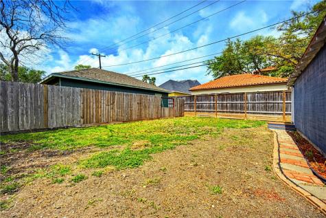 446 Naples Street Corpus Christi TX 78404