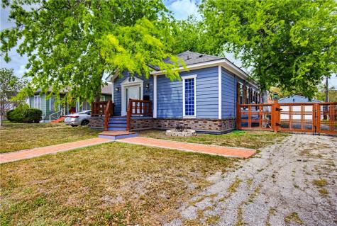 446 Naples Street Corpus Christi TX 78404