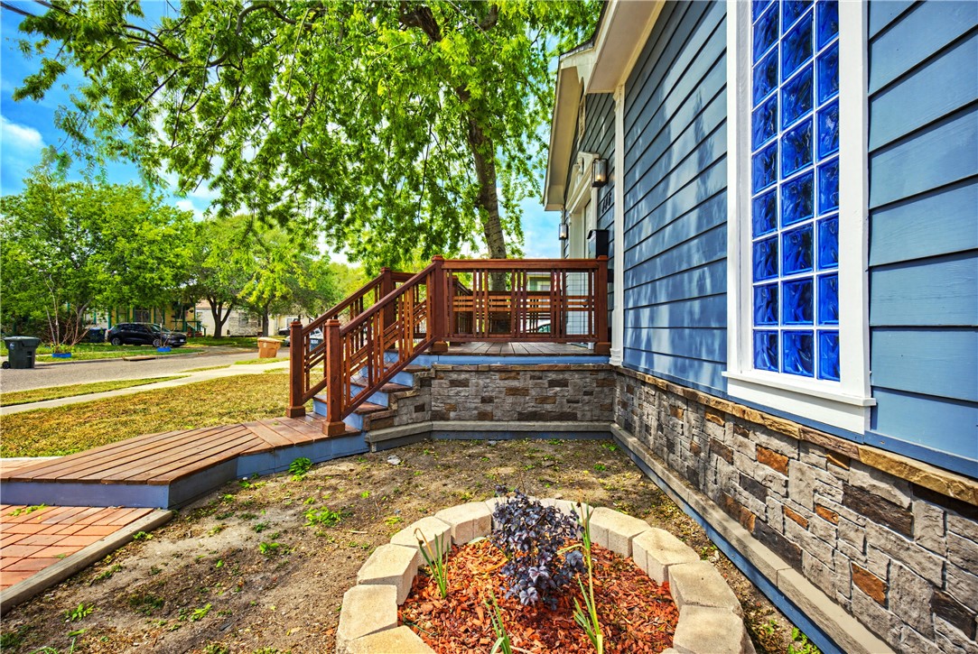 446 Naples Street Corpus Christi TX 78404