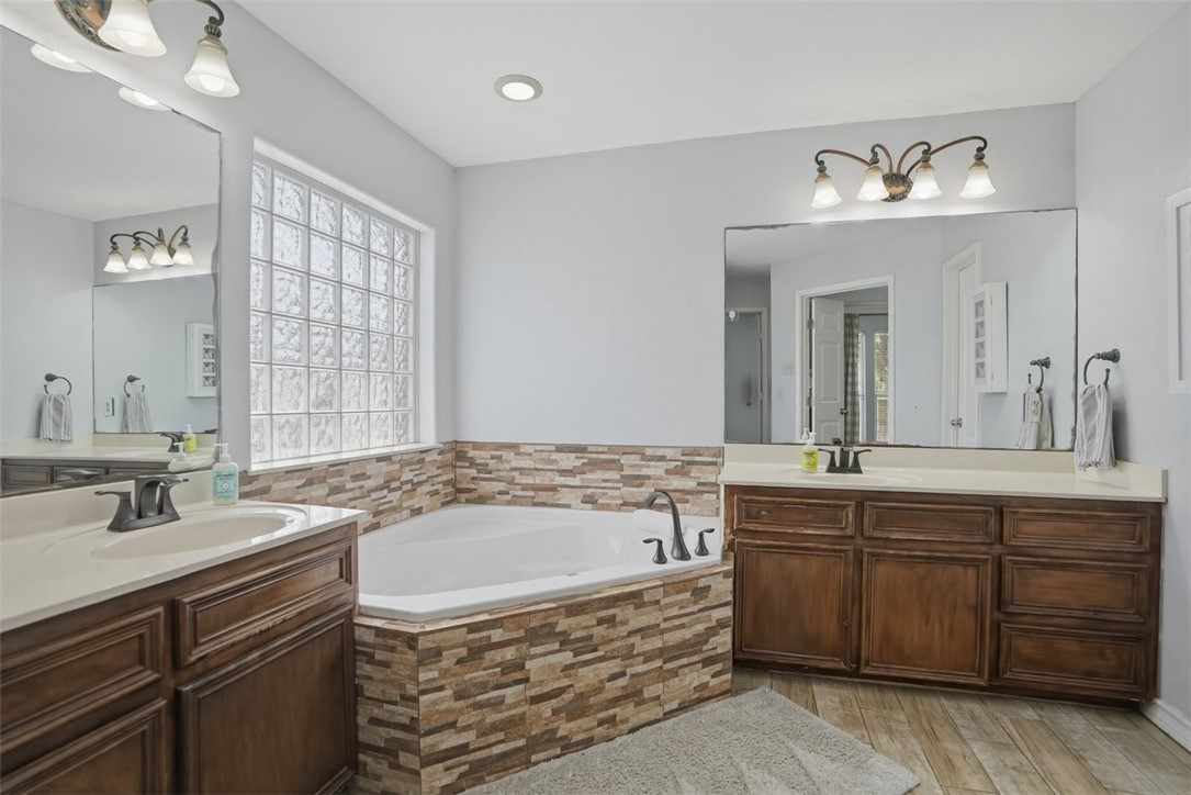 4113 Bennyville Drive Corpus Christi TX 78410