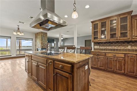 105 Knoll Trai Sandia TX 78383