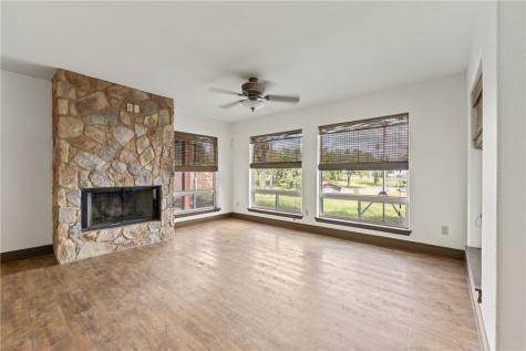 105 Knoll Trai Sandia TX 78383