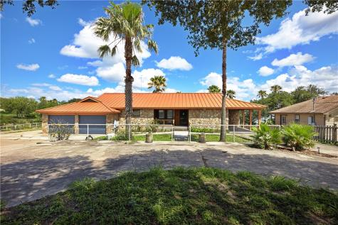 105 Knoll Trai Sandia TX 78383