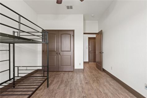105 Knoll Trai Sandia TX 78383
