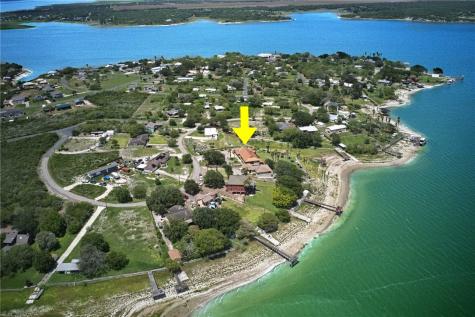 105 Knoll Trai Sandia TX 78383