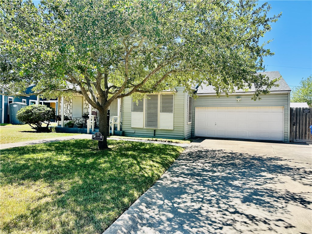 1329 Logan Avenue Corpus Christi TX 78415