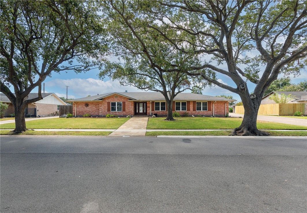 257 Cape May Drive Corpus Christi TX 78412