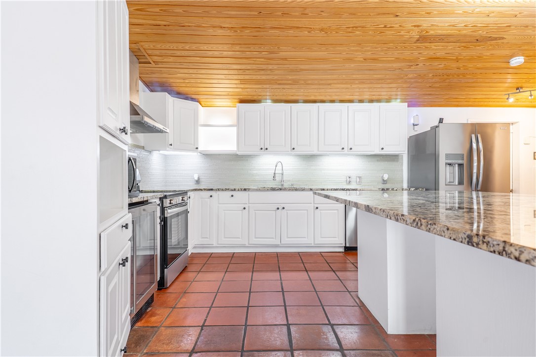 606 Dolphin Place Corpus Christi TX 78411