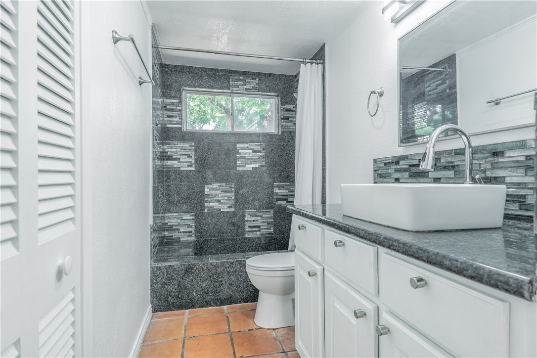 606 Dolphin Place Corpus Christi TX 78411