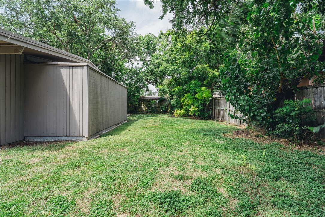 606 Dolphin Place Corpus Christi TX 78411