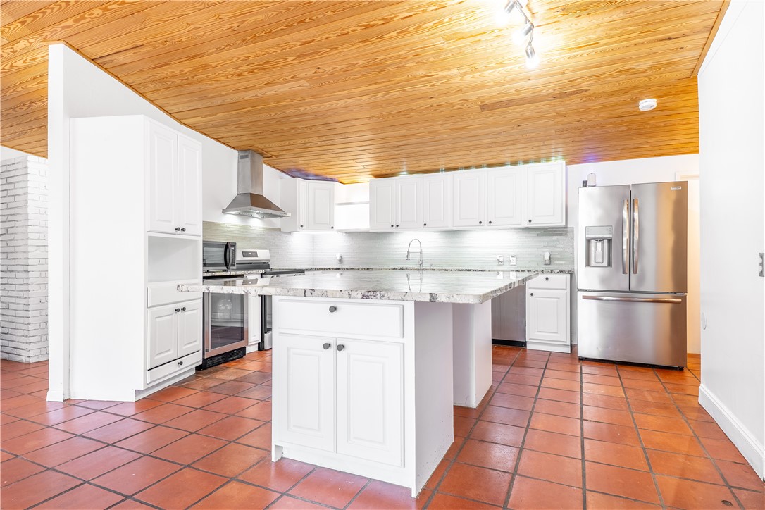 606 Dolphin Place Corpus Christi TX 78411