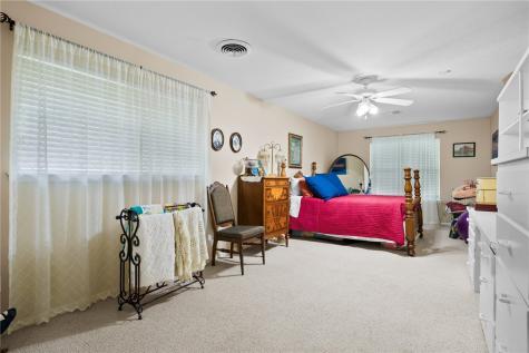 948 Oak Avenue Rockport TX 78382