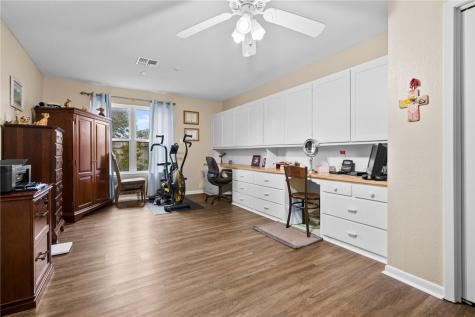 948 Oak Avenue Rockport TX 78382