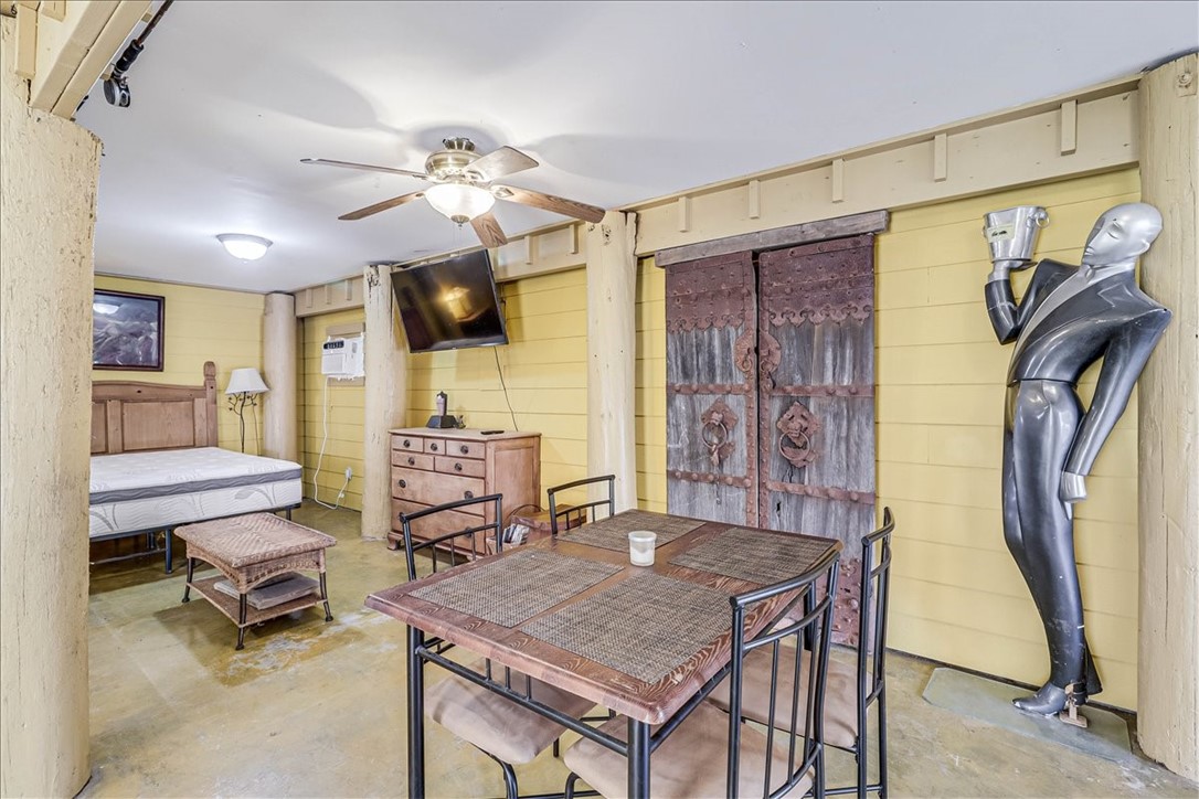 141 W White Avenue Port Aransas TX 78373
