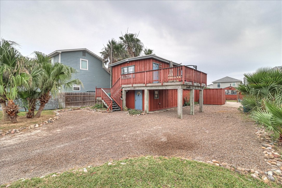 141 W White Avenue Port Aransas TX 78373