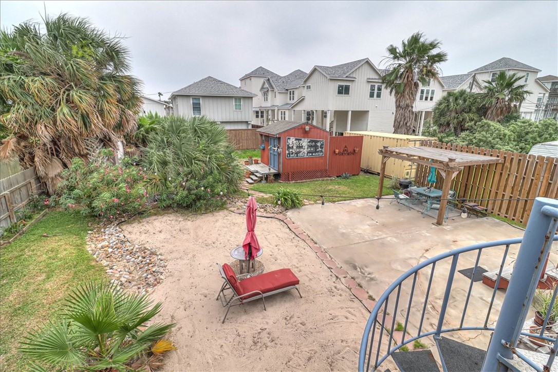 141 W White Avenue Port Aransas TX 78373
