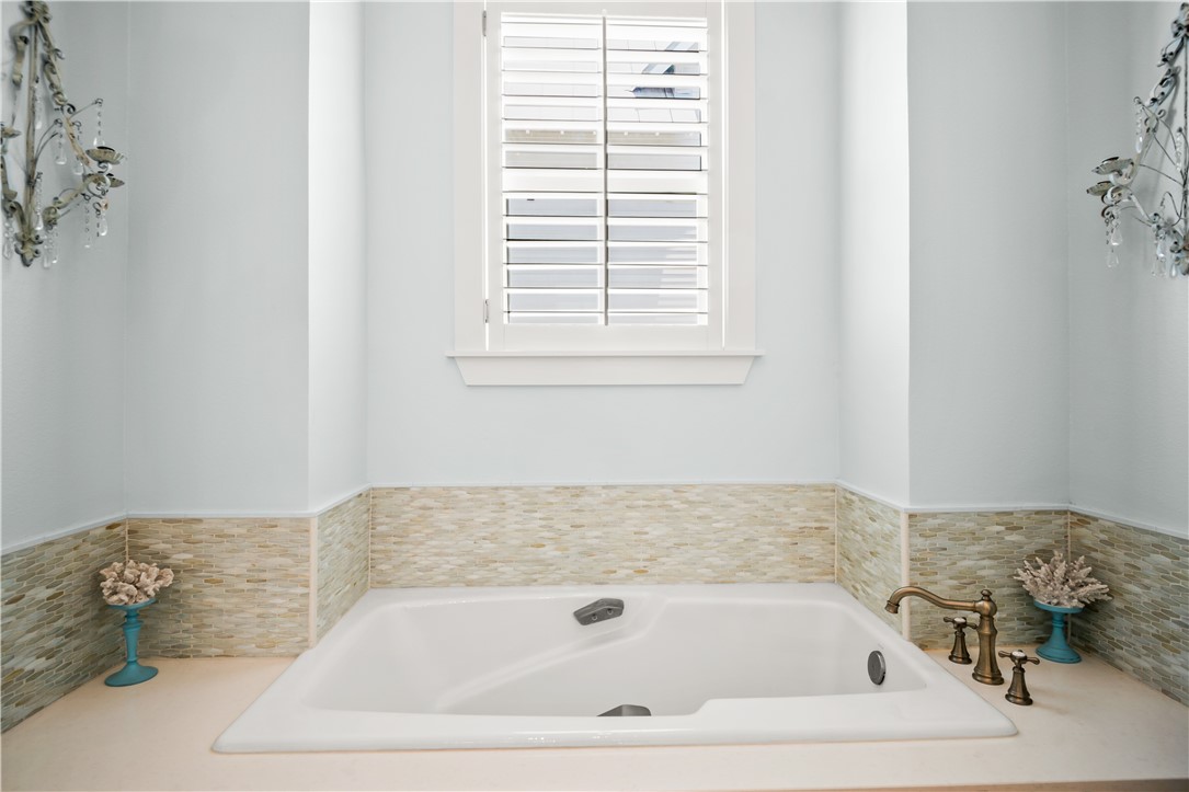 242 Bent Grass Drive Port Aransas TX 78373