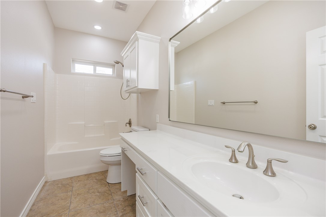 15313 E Chesapeake Corpus Christi TX 78418