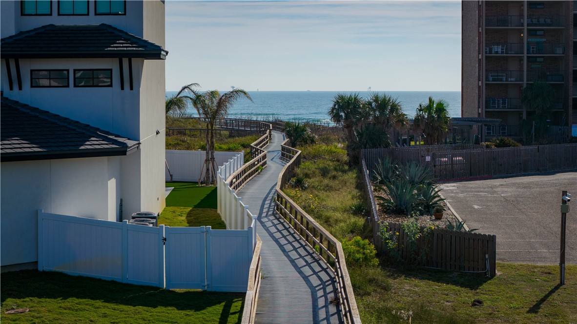 142 Mariners Drive Port Aransas TX 78373