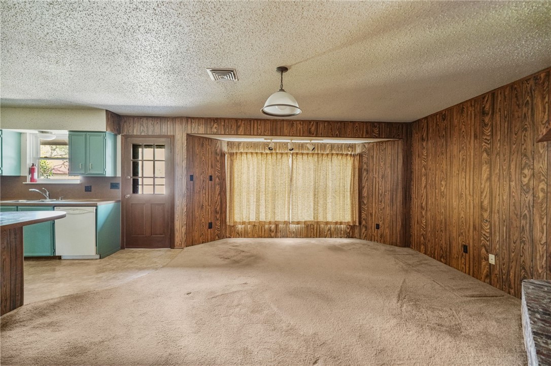 1110 W Tern Rockport TX 78382
