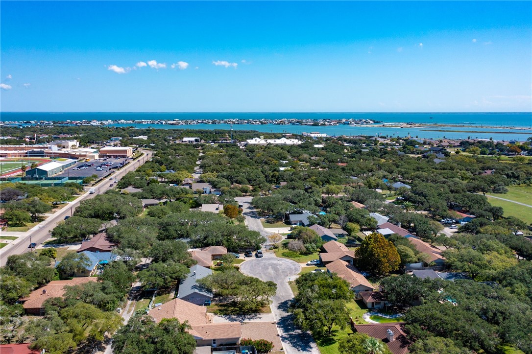1110 W Tern Rockport TX 78382