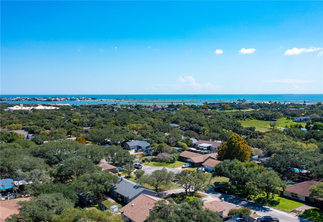 1110 W Tern Rockport TX 78382