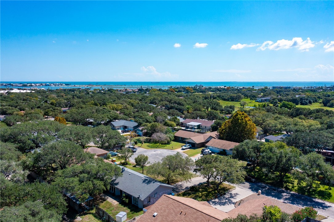 1110 W Tern Rockport TX 78382