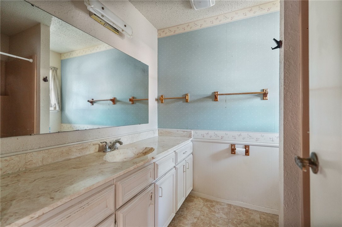 1110 W Tern Rockport TX 78382