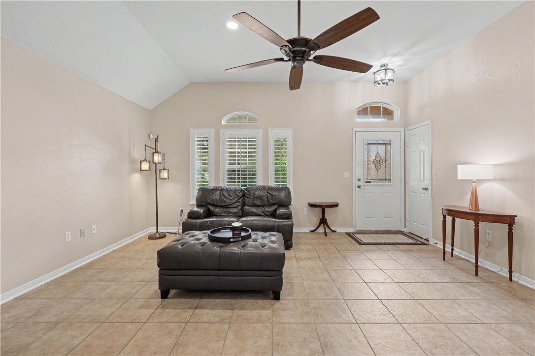 177 Whistlers Cove Rockport TX 78382