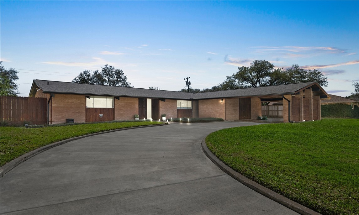 239 Bayshore Drive Corpus Christi TX 78412