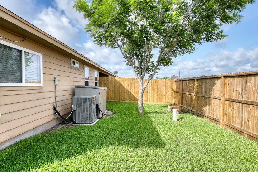 4750 Grand Junction Drive 43 Corpus Christi TX 78413