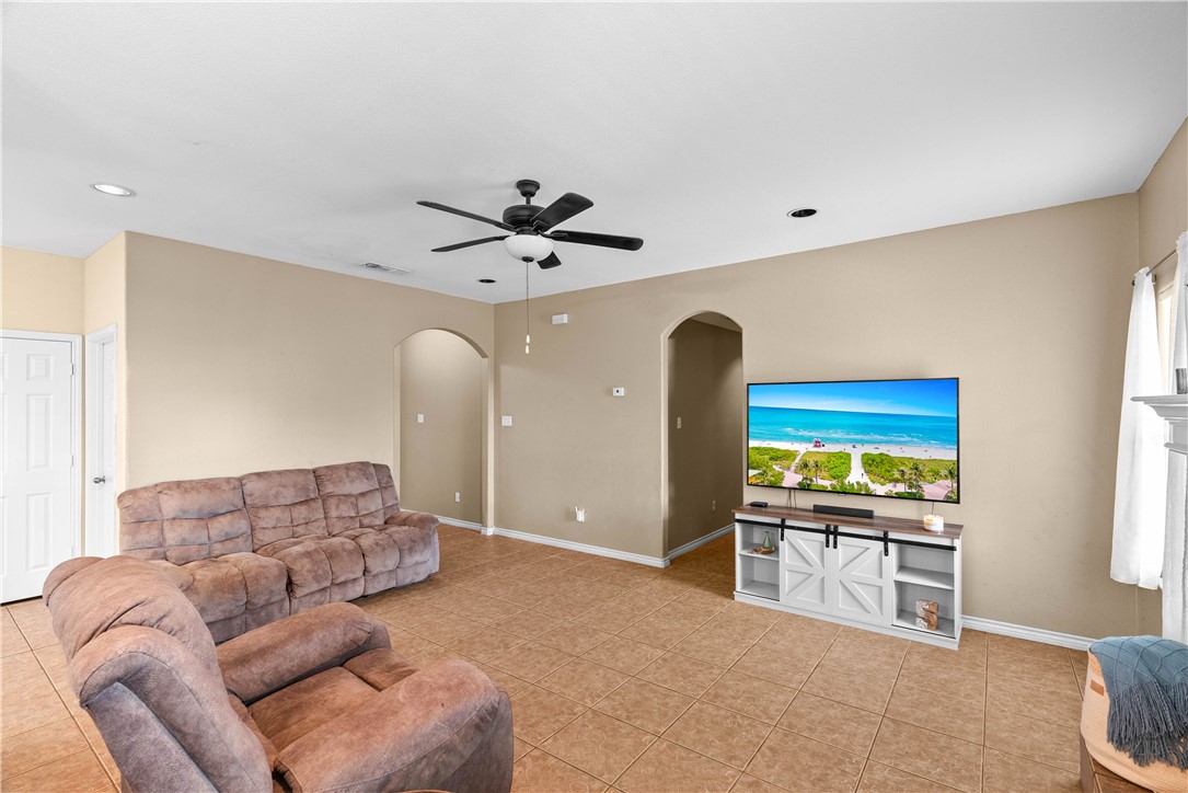2321 Kazmir Drive Corpus Christi TX 78418