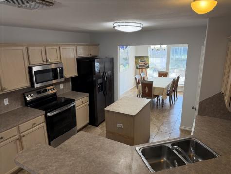 6713 Sudbury Drive Corpus Christi TX 78414