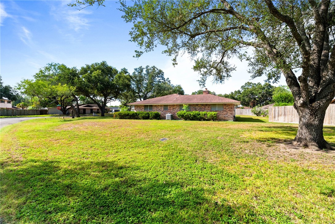 11101 Birdwood Lane Corpus Christi TX 78410