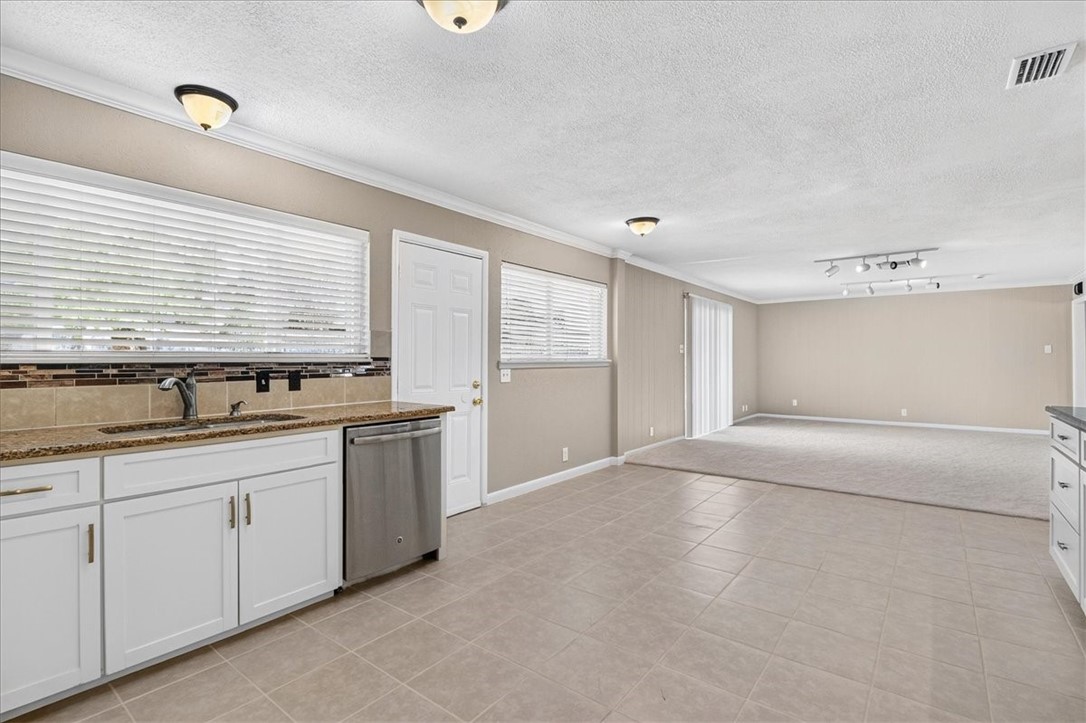 438 Haroldson Drive Corpus Christi TX 78412