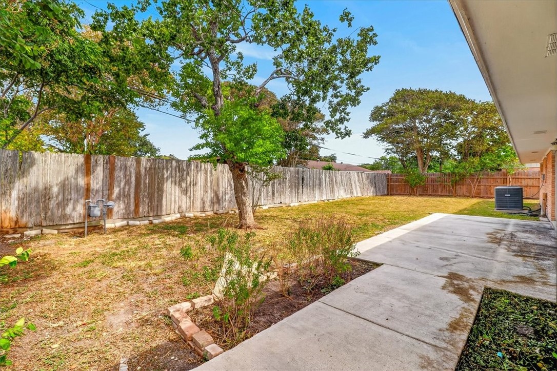 438 Haroldson Drive Corpus Christi TX 78412