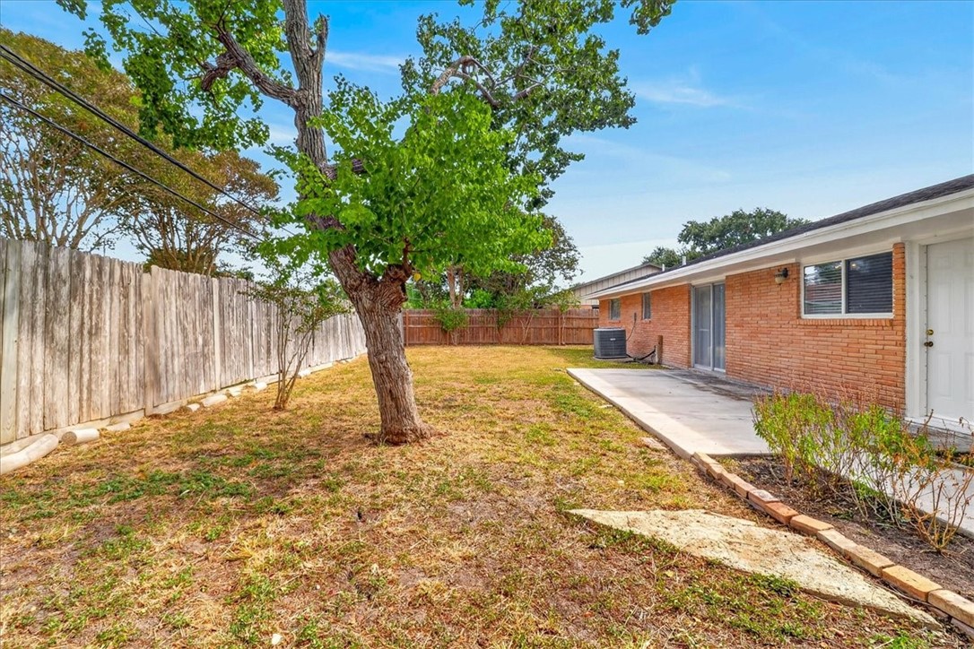 438 Haroldson Drive Corpus Christi TX 78412