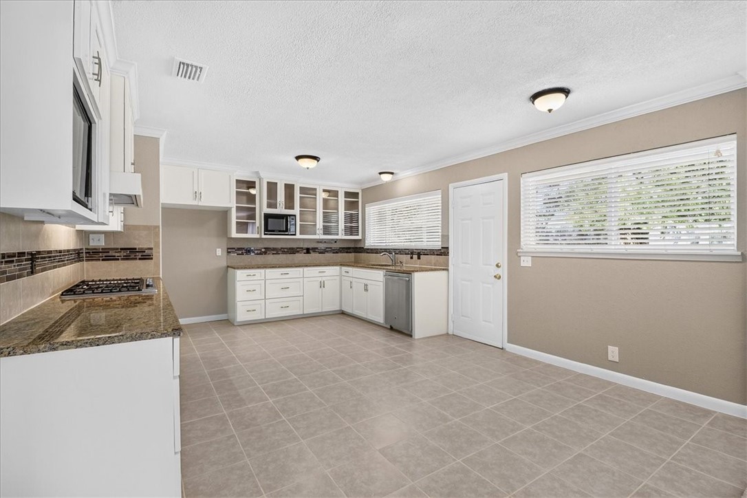 438 Haroldson Drive Corpus Christi TX 78412