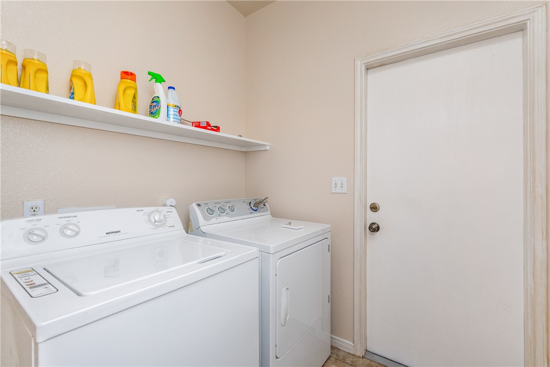 8009 Ventoso Street Corpus Christi TX 78414