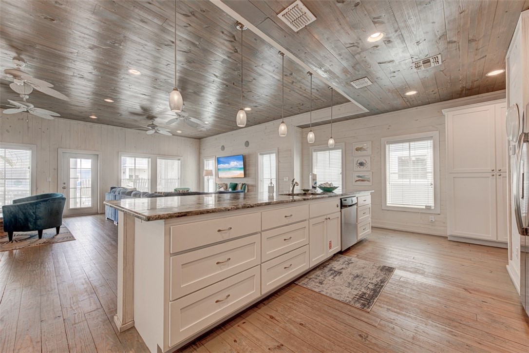 913 Banyan Beach Drive Port Aransas TX 78373