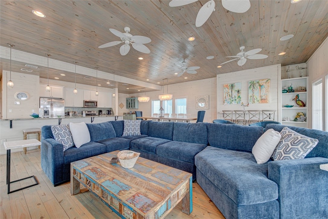 913 Banyan Beach Drive Port Aransas TX 78373
